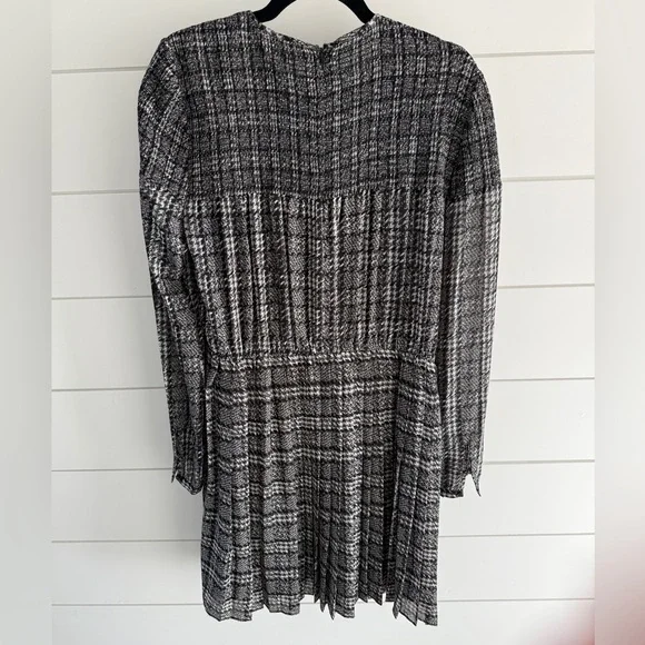 Michael Kors Dress, Size 10 - Picture 3 of 6